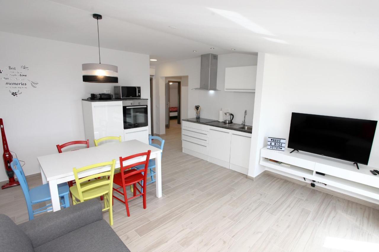 Sea View Istrian Countryside Apartment - Rota Dragonja Εξωτερικό φωτογραφία