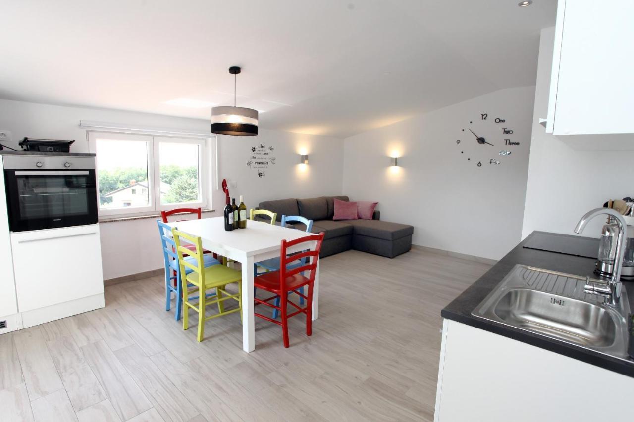 Sea View Istrian Countryside Apartment - Rota Dragonja Εξωτερικό φωτογραφία